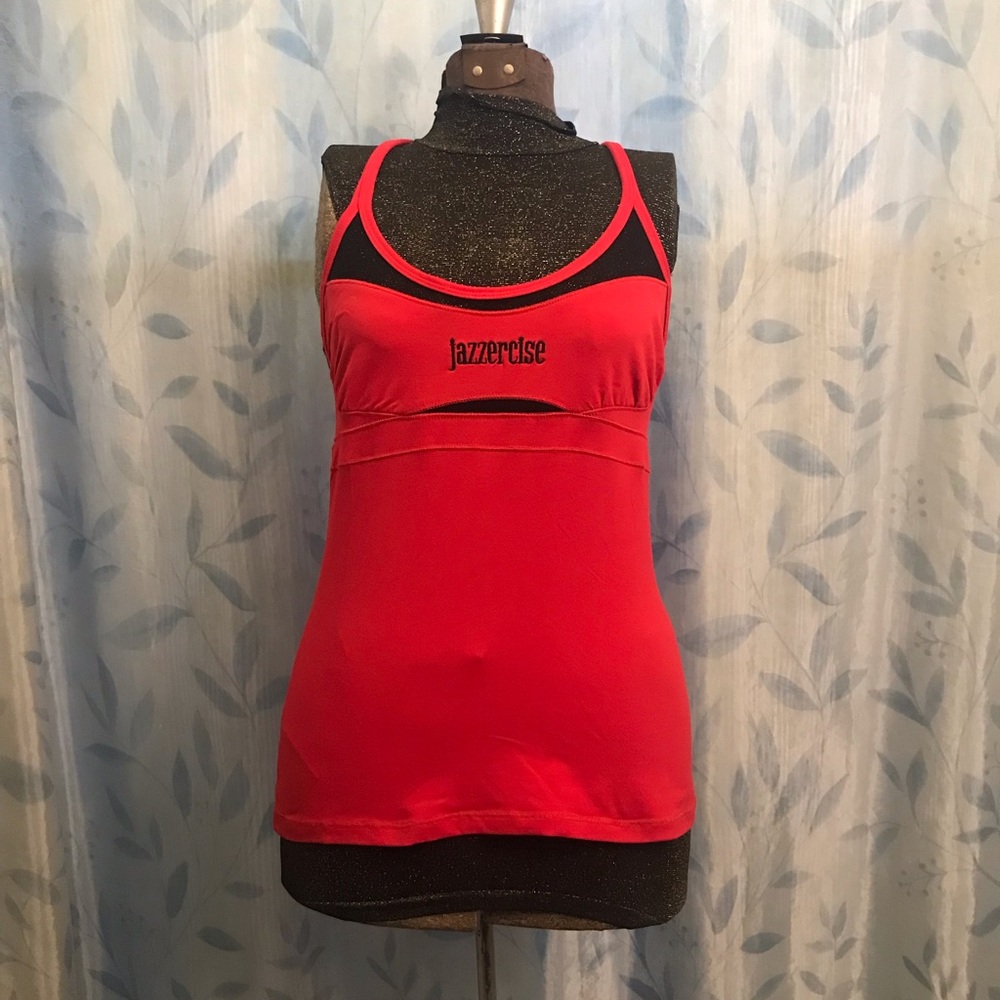 Jazzercise Athletic Top with built-in shelf bra, size M
